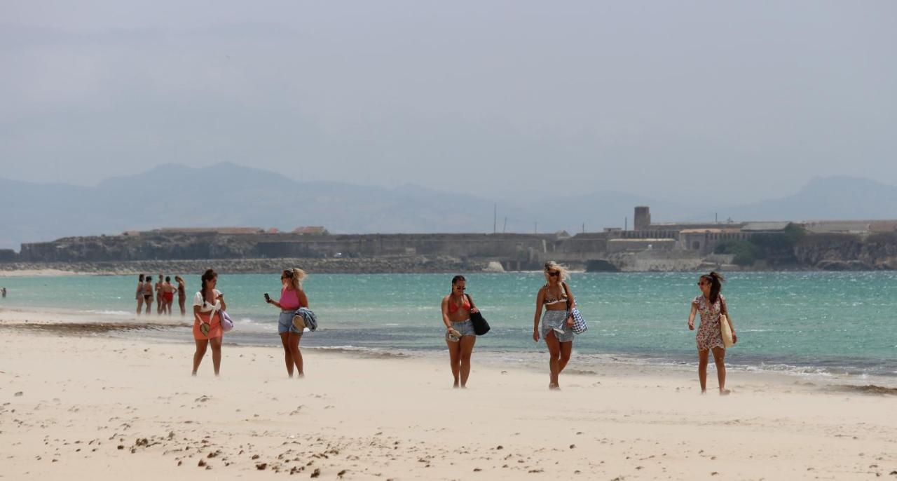 Los Lances Tarifa - Piscina Y Patio 外观 照片
