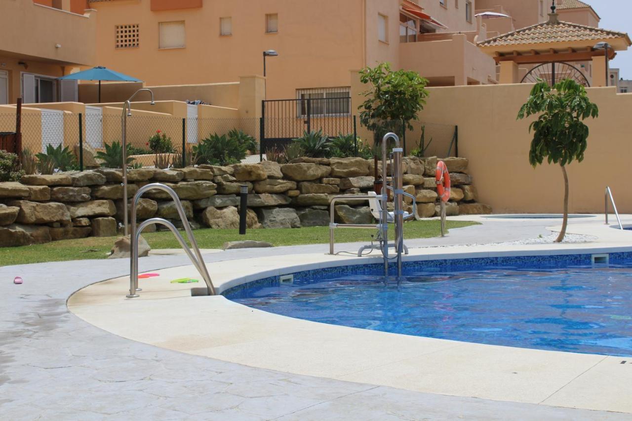 Los Lances Tarifa - Piscina Y Patio 外观 照片
